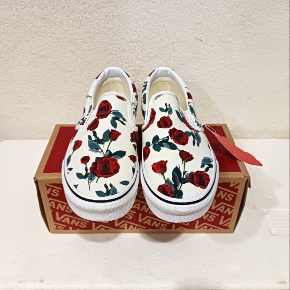 Vans - Picture 2 of 4